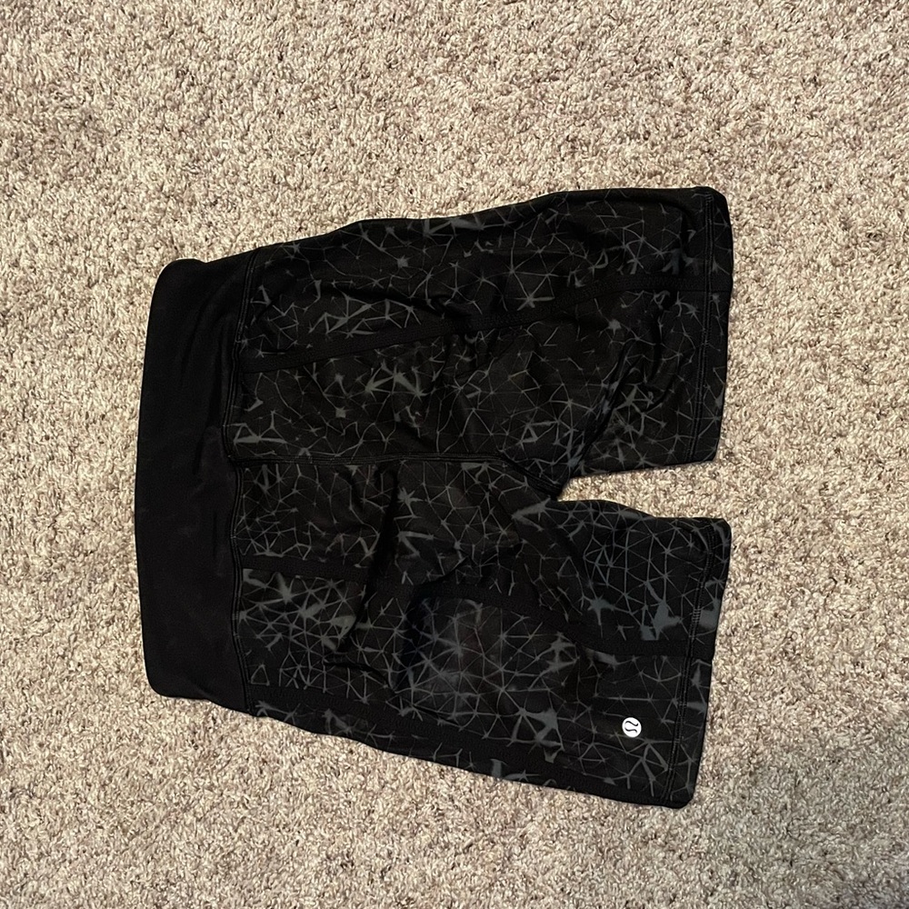 Lululemon cycling shorts, padded
